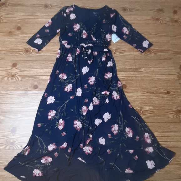 Isabel Maternity by Ingrid & Isabel Dresses & Skirts - Isabel Maternity Maxi Floral Dress Sz XS
